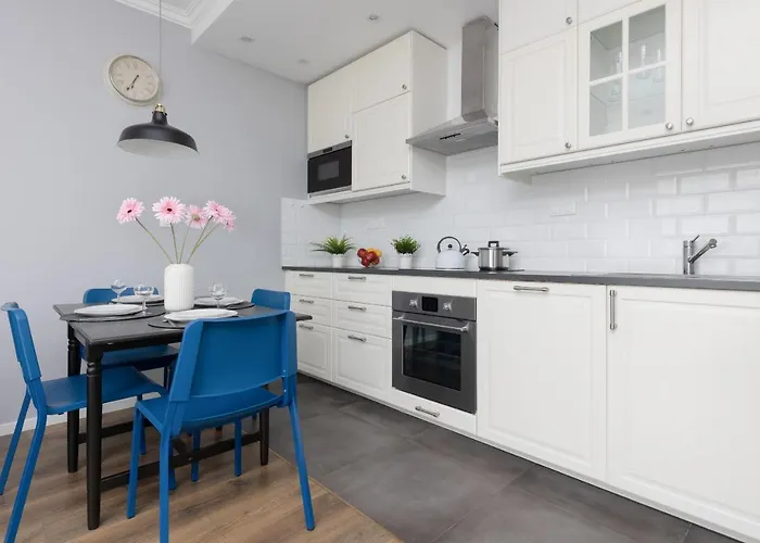 Warsaw Ursynow Apartment With Balcony By Noclegi Renters