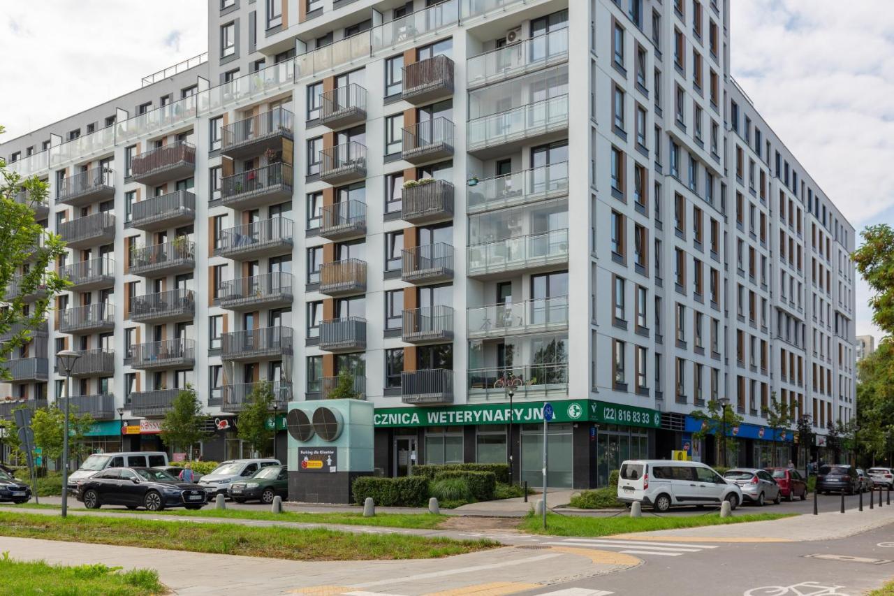 Ursynów With Balcony By Renters Apartamento Varsovia