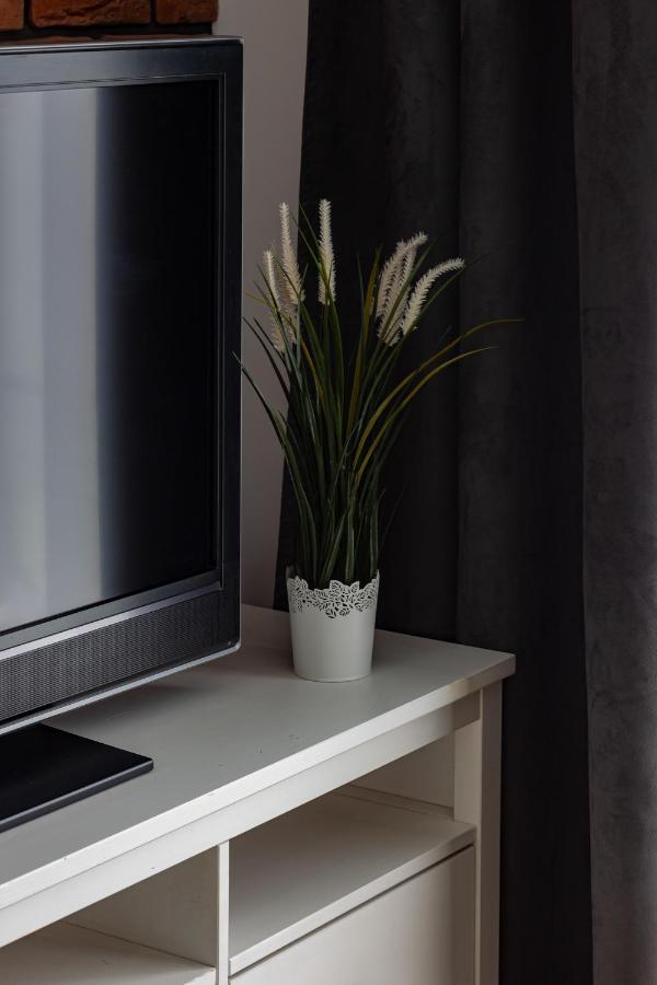 Ursynów With Balcony By Renters Apartamento *